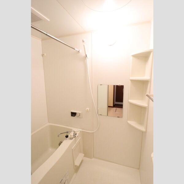 ファミール河内203号室 バスルーム