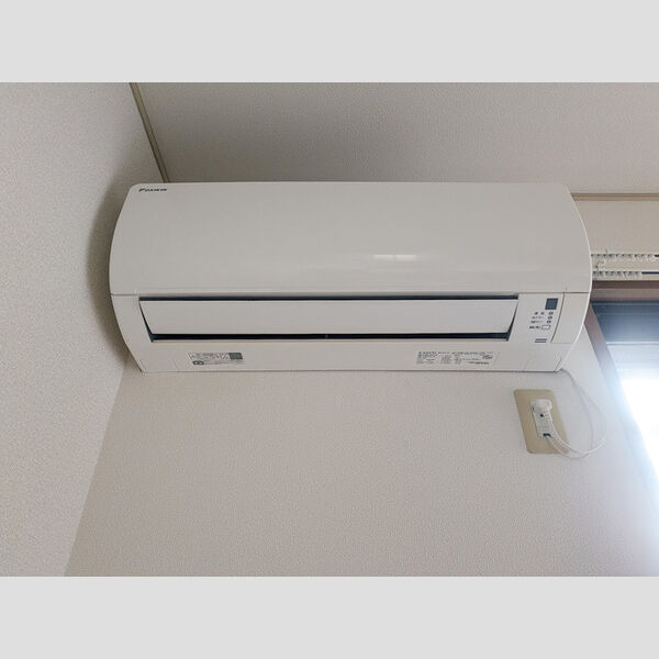 ダイナスティ102号室 エアコン