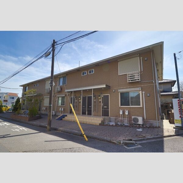 ジーフロントの外観画像