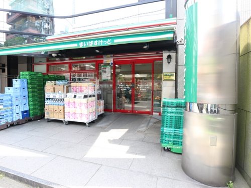 グラーサ西麻布2階 【スーパー】まいばすけっと 西麻布３丁目店まで170ｍ