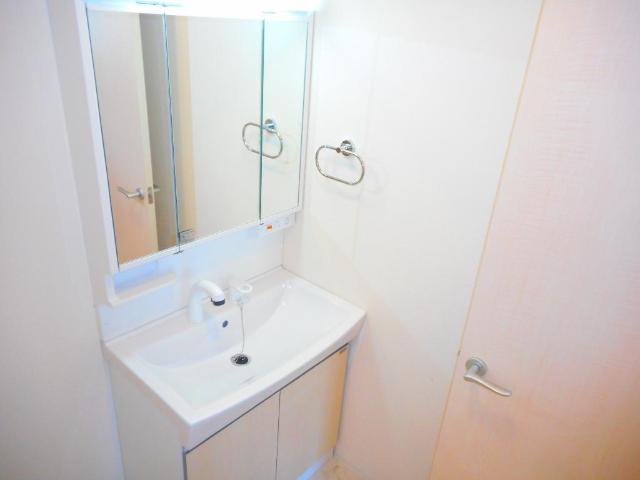 オーヴィラージュ201号室 洗髪洗面化粧台