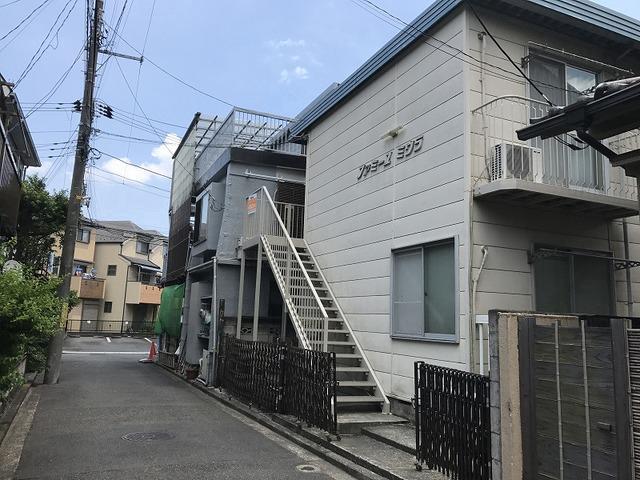 ファミーユ・三浦2階 外観