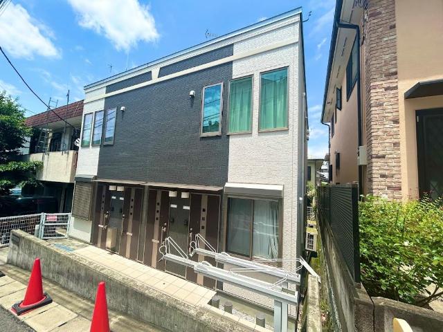 グレイシャス三田 外観写真（昼）