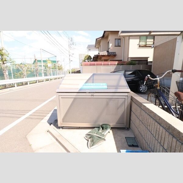 Maison du Soleil101号室 敷地内ゴミBOX