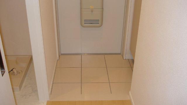 パームヒルズ 玄関（イメージ）