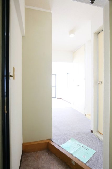 ワールドパレス永福町4階 玄関