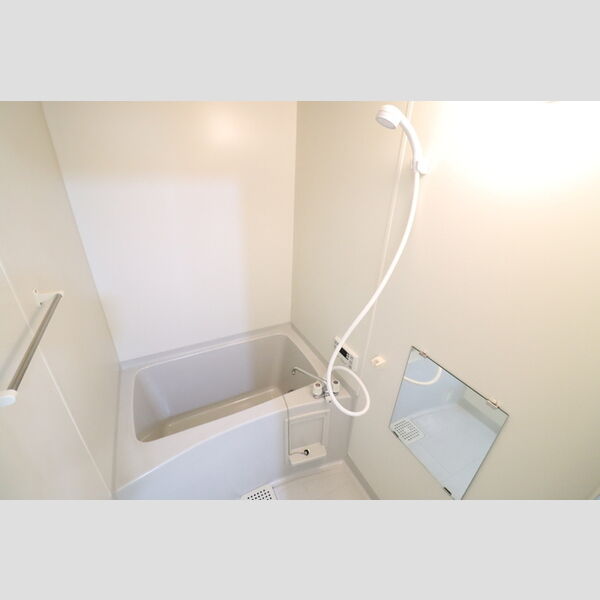 サン・ルミエール 浴室