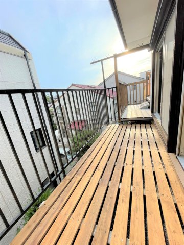 伊勢原桜台戸建 バルコニー