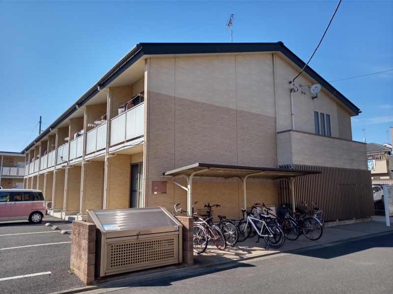 レオパレスコヅチⅠの外観画像