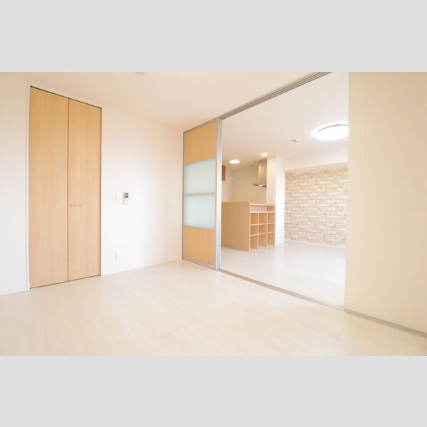 ロイジェントパークス レイクタウン Ⅱ　G 洋室・LDK