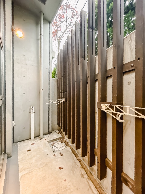 NTPRレジデンス下馬1階 バルコニー