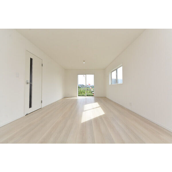 クレイドルガーデン伊勢原市下糟屋　第9　1号棟 リビング