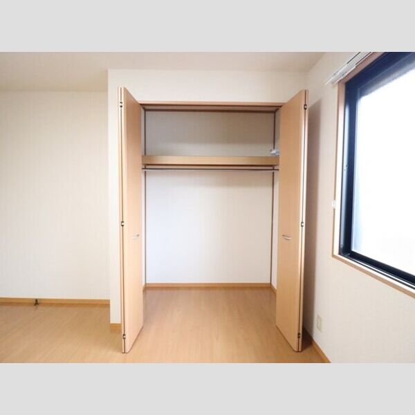 リビングタウン野田　ABC クローゼット