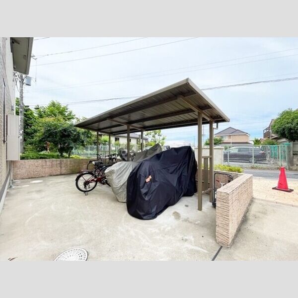バードネイチャー　E棟202号室 駐輪場・バイク置き場