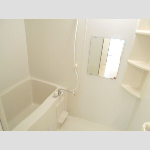 メゾン・クオレ 浴室　追い焚き給湯付