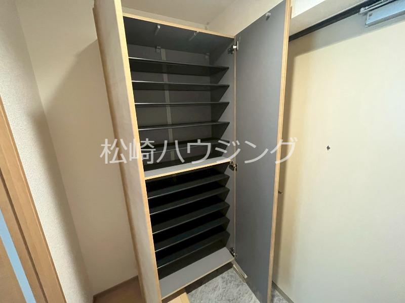 RIVERCITY　SHINANO 玄関