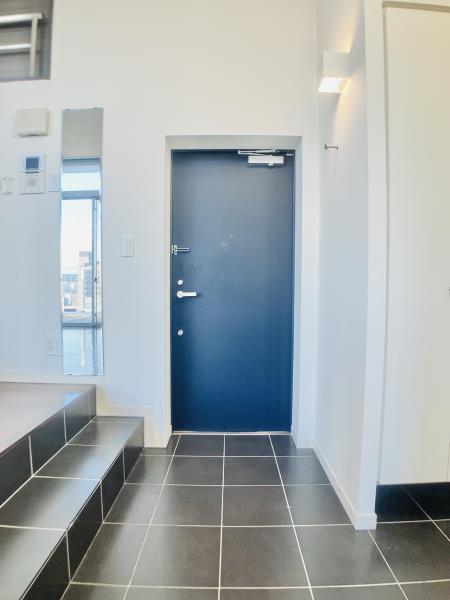 カーサ　ヴェデュータ 玄関