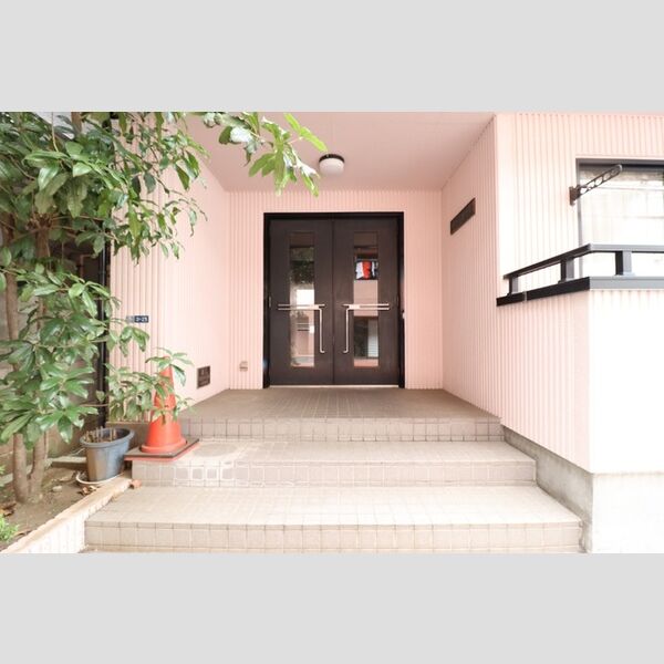 ラフィネ池之端303号室 エントランス