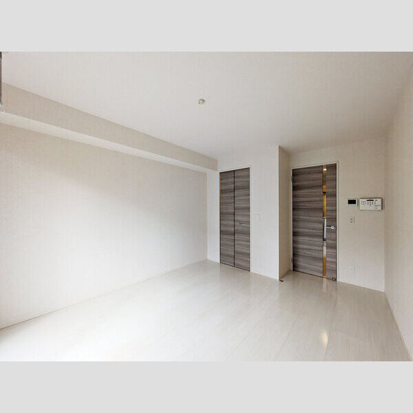 レフィナード103号室 洋室