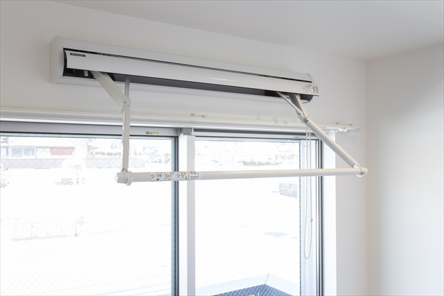 ｖｉｌｌａｇｅ　響　二号館2階 室内物干し