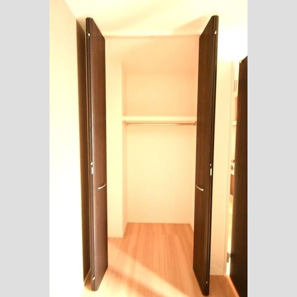 オーガスト螢 クローゼット