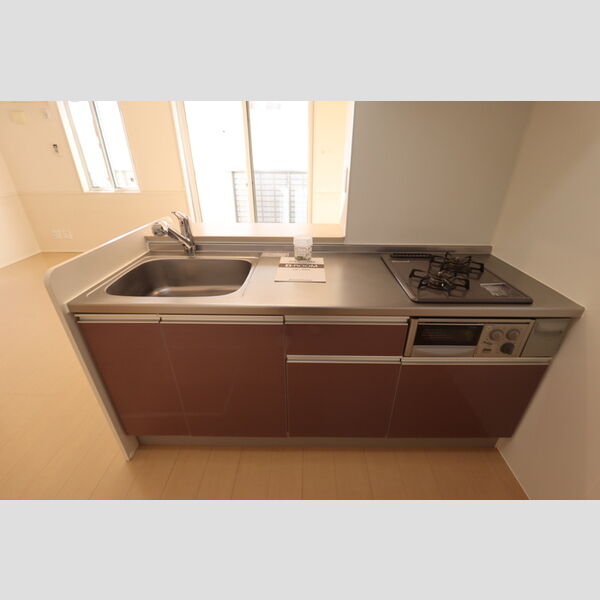 アン・プレール101号室 対面式2口ガスコンロ付システムキッチン