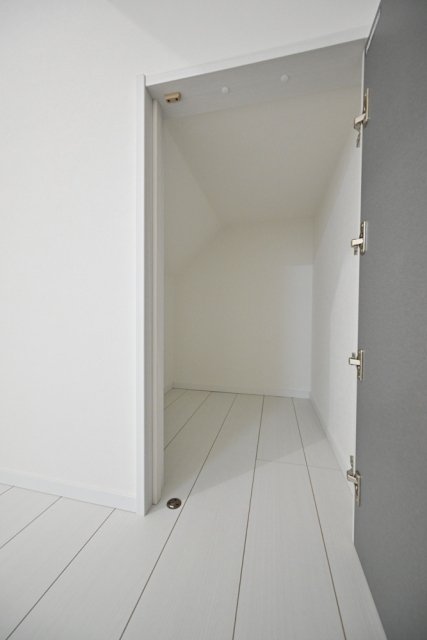 Ｔｈｅ　Ｒｅｓｉｄｅｎｃｅ　Ｎｉｈｏｎｂａｓｈｉ地下1階 （DK）