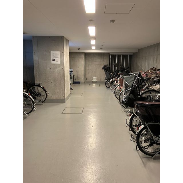 パークハウス駒込六義園 駐輪場　2025年9月撮影