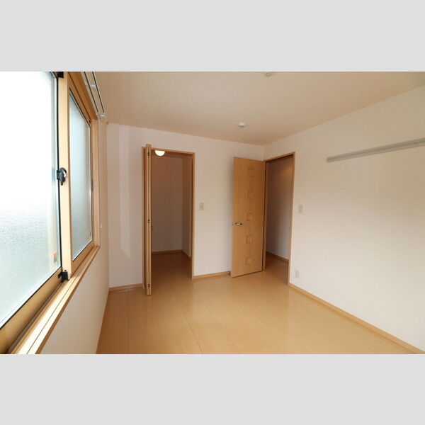 グランドゥールA103号室 洋室