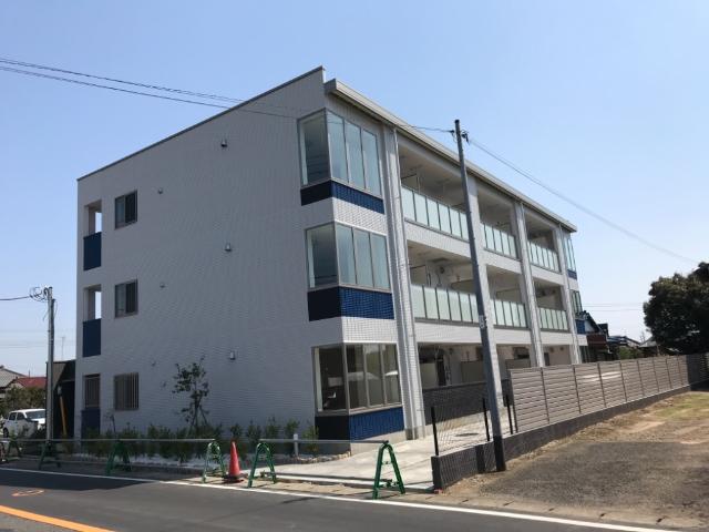 ＡｎｉＮｅｒｄ 外観写真（昼）