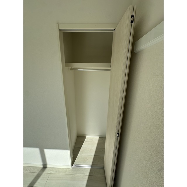 エクセラン中浦和304号室 内観