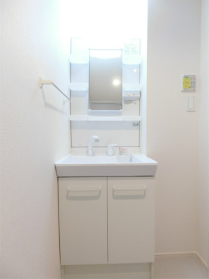 リブリ・大倉山3階 洗面