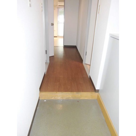 芦花ハウスⅡ501号室 玄関