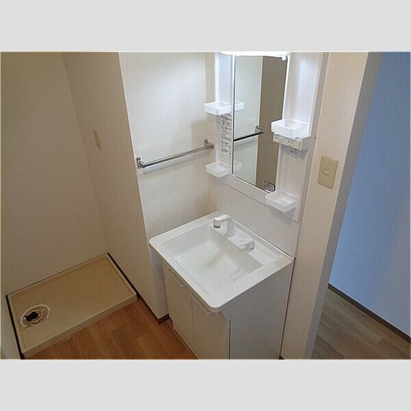 第6小野ハイツ201号室 洗面台