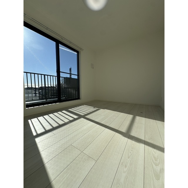 エクセラン中浦和304号室 リビング