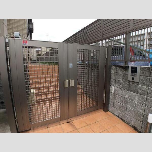 レビジュー洋光台 エントランス