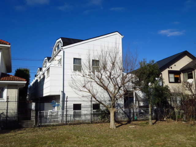 コーポマリーナ成城102号室 外観