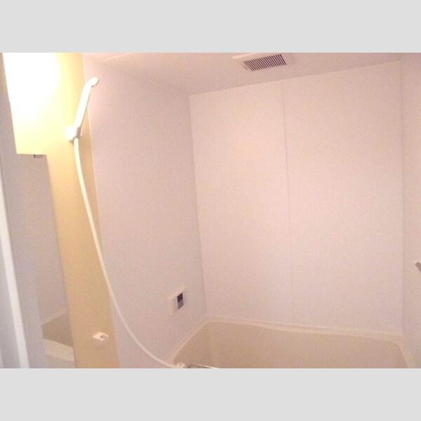 サンヒルズ・サクラ203号室 浴室　追い焚き給湯付