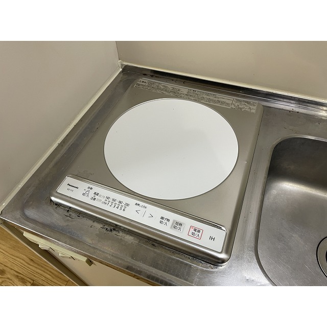 ヴィラ要町0102号室 IHコンロ