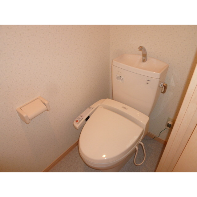 アムール poirier207号室 内観