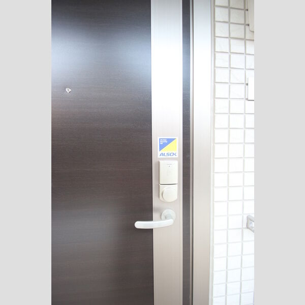 グランデヴィクトワール 玄関