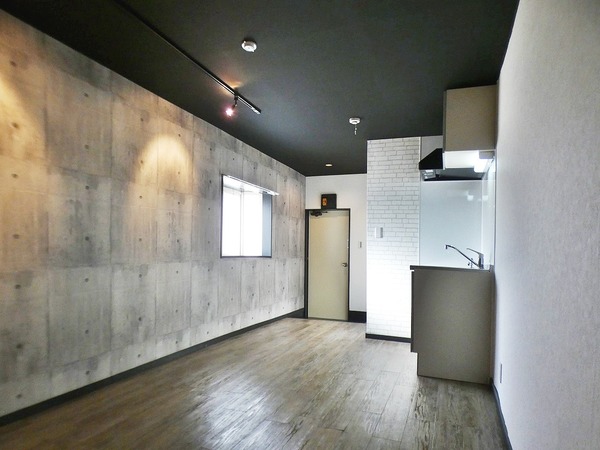 グリーンヒル鶴川110号室 リビング