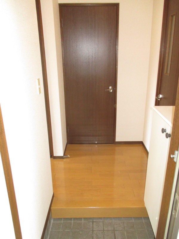 アーバニティ平本 玄関