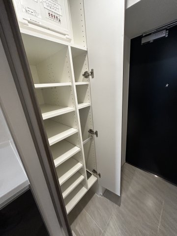 ECREDE上板橋101号室 収納