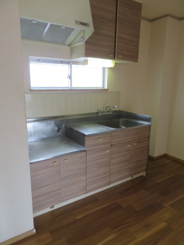 エステートロイヤル3階 ※他部屋写真参照