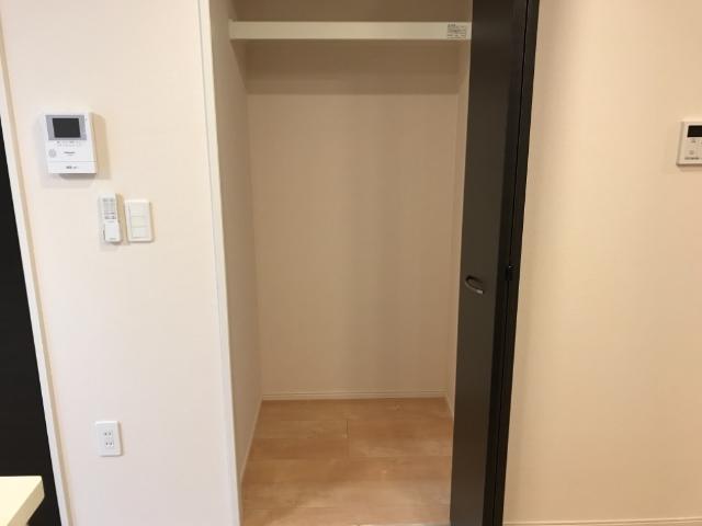 パルテノス102号室 収納（イメージ）