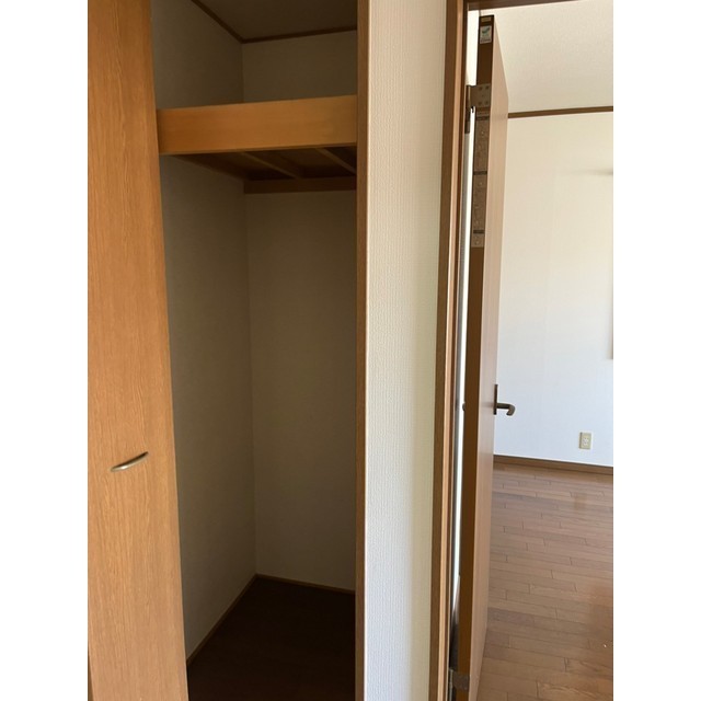 メゾン・ラフィーネⅡ 内観