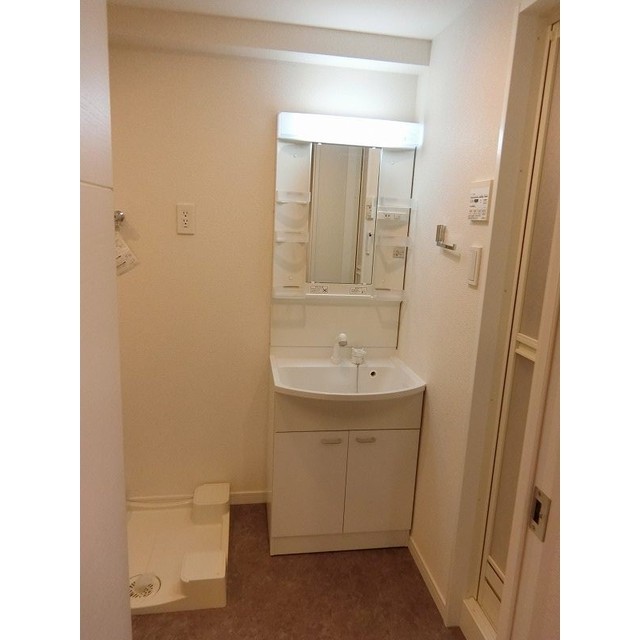 プレール・ドゥーク東陽町Ⅱ 内観