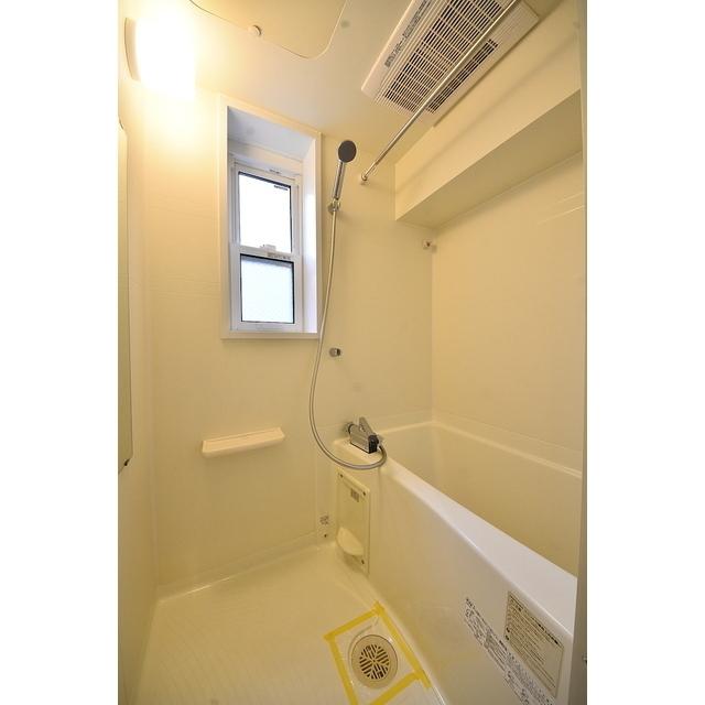 グランエッグス渋谷笹塚 玄関