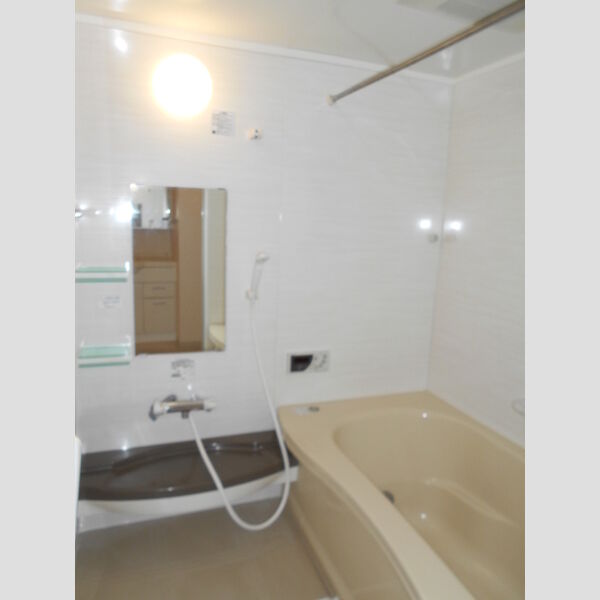 森甚　D205号室 浴室